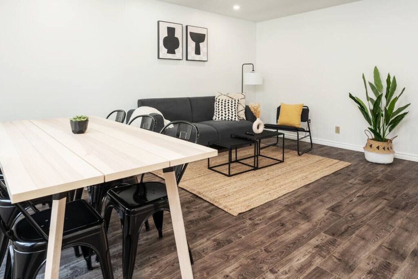 Renovated 3br Home W/ High-speed Internet & Parks - Hamilton