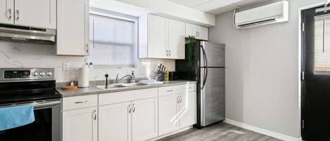 Fridge, microwave, stovetop, toaster