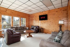 Smart-tv, pejs, bordfodbold