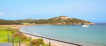 Res. Villa Tyrrenia, Macinaggio/rogliano, Apartment With bay View