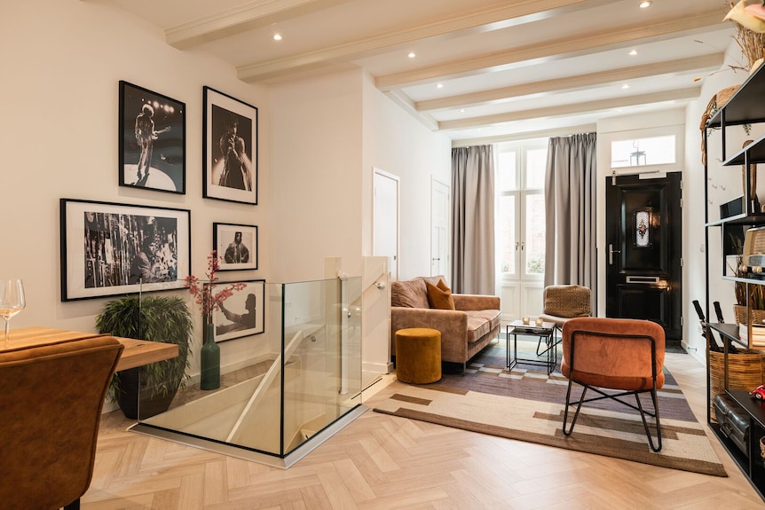 Luxury Apartment With Spacious Living Room - Amsterdam Centraal Station