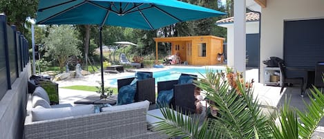 House | Terrace/patio