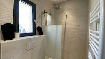House | Bathroom