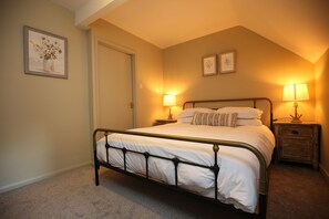 2 Schlafzimmer, Bügeleisen/Bügelbrett, WLAN