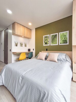 1 camera, una scrivania, ferro/asse da stiro, Wi-Fi gratuito