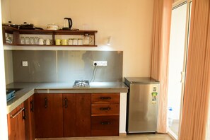 Oven, stovetop - Dady`s Place `63` German standard with Singalese charm - beach in 2 min (Dodanduwa)