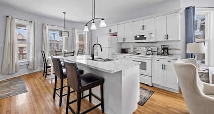 Heritage Harbour 2 Bed 2 Bath Close to Waterfront
