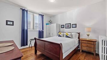 1 bedroom, iron/ironing board, travel cot, WiFi