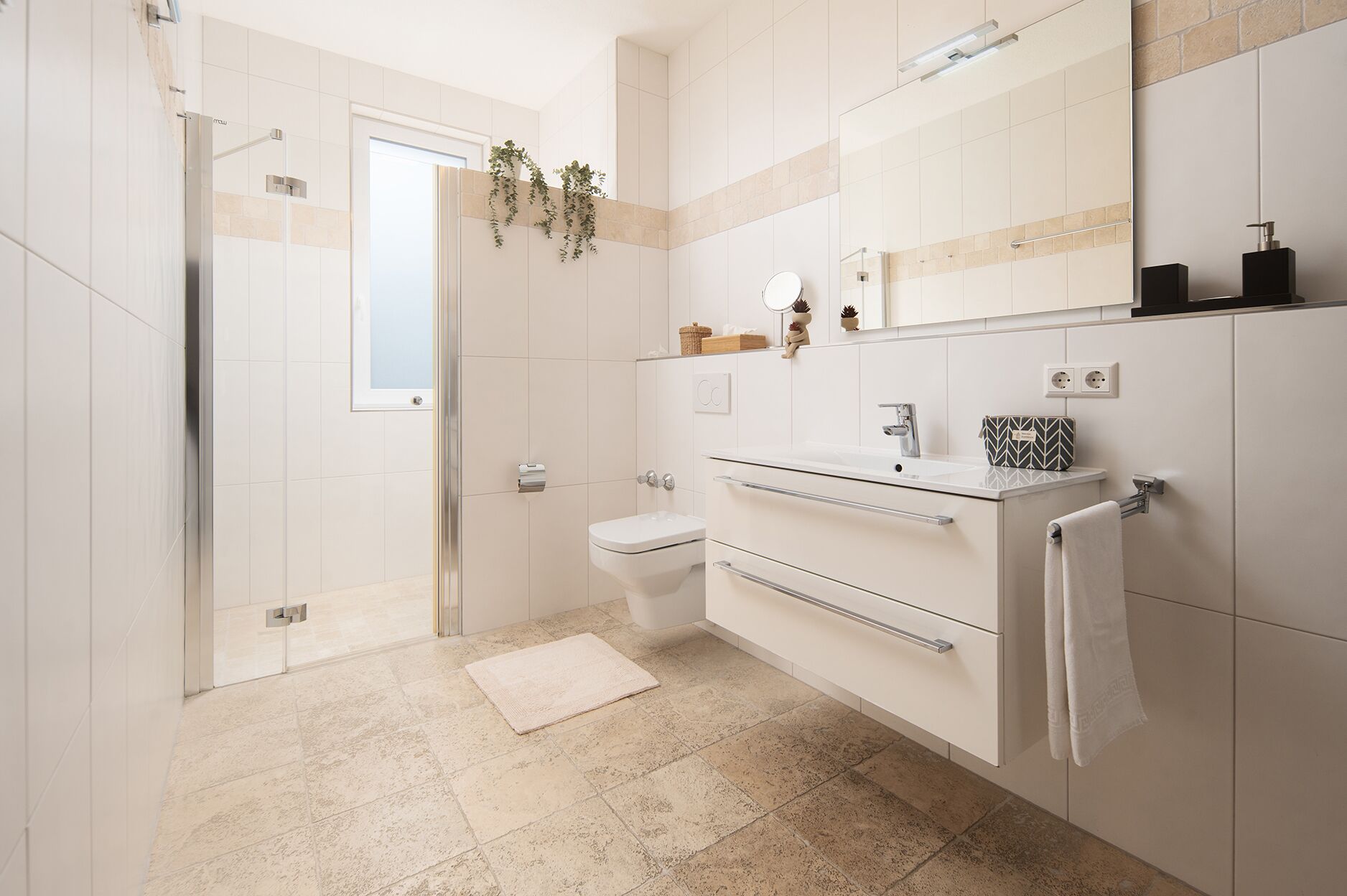 Chambre Double Supérieure, balcon, vue jardin | Salle de bain