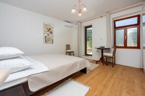 2 bedrooms, free WiFi, bed sheets