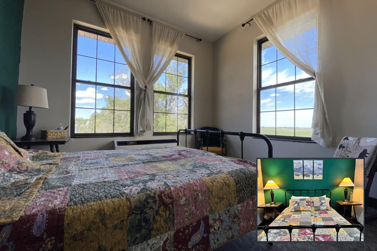 1 bedroom, iron/ironing board, free WiFi