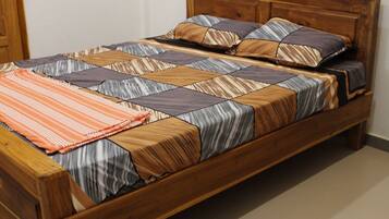 2 bedrooms, bed sheets