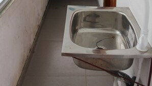 Nicht klassifiziertes Bild, 3 von 40, Schaltfläche