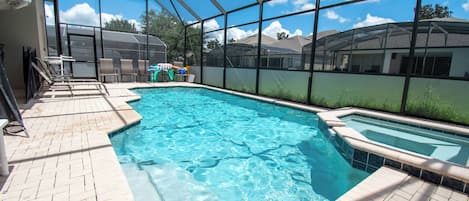 Beheizter Pool