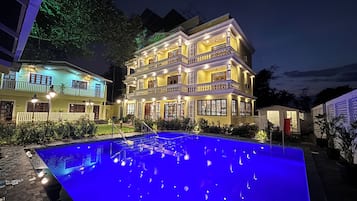 Ngoại thất