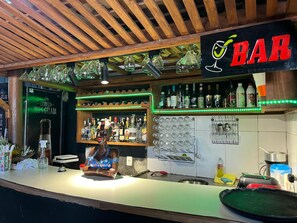 Bar (in der Unterkunft)