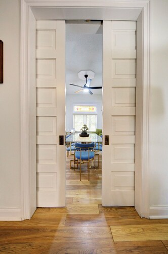 Corktown Oasis - 4 BR Luxe Getaway Close to Downtown