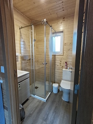 Towels, toilet paper