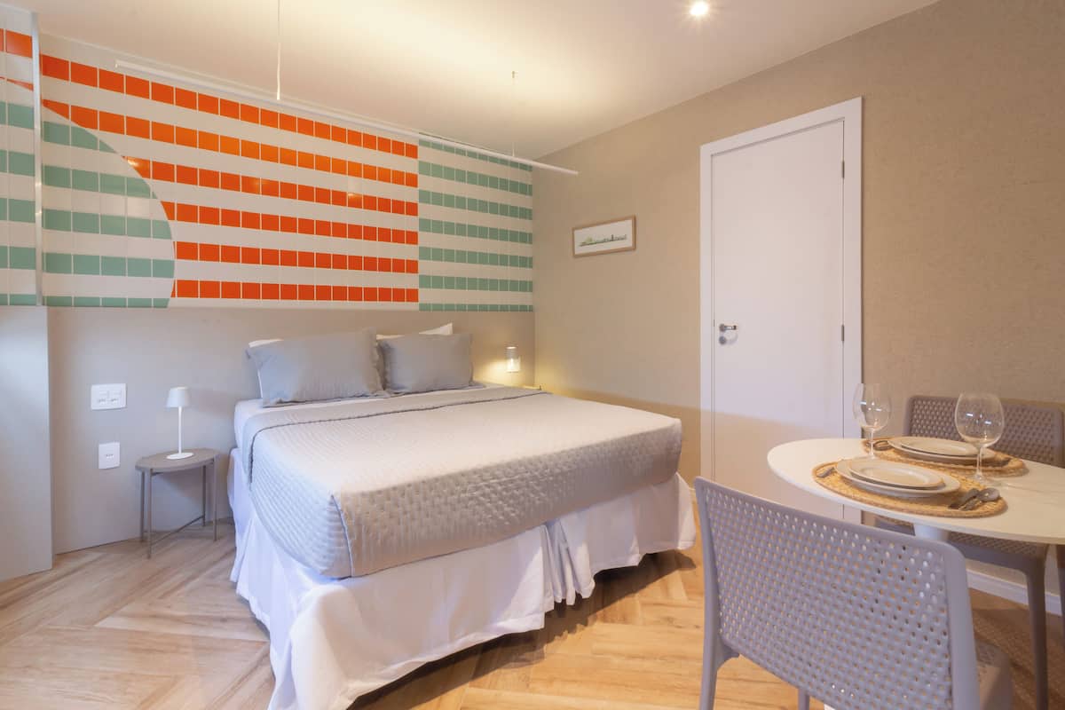 Standard Apartment | Desk, laptop workspace, free WiFi
