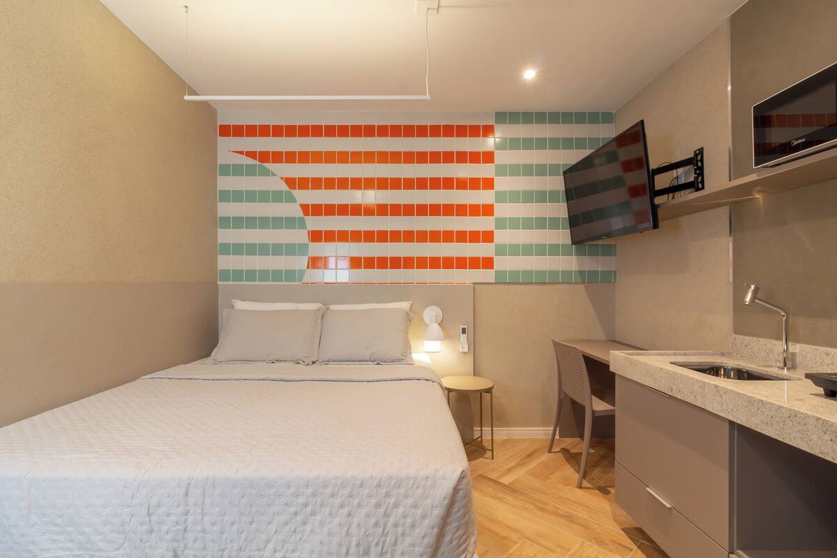 Junior Apartment | Desk, laptop workspace, free WiFi
