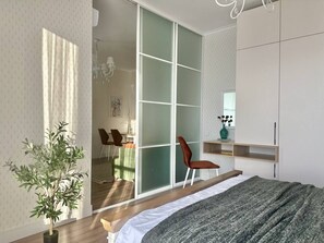 1 bedroom, iron/ironing board, WiFi, bed sheets