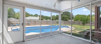 Capt Booty’s Pool & Pet Friendly Pirate House! Near Johnson Beach & Perdido Key!