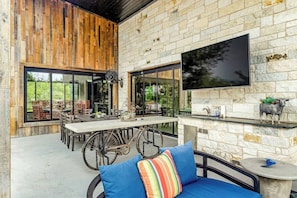 Interior - Lake Buchanan Pool, Hot Tub & Lake Access (Burnet)