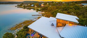 Lake Buchanan Pool, Hot Tub & Lake Access