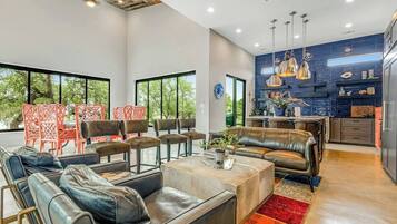 TV connectée, cheminée