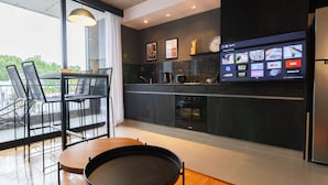 Ảnh chưa phân loại, 3 trong số 18 ảnh, nút