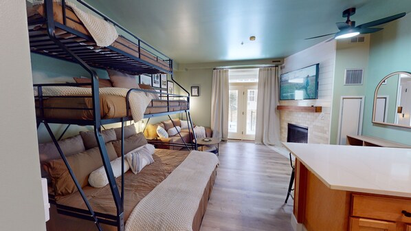 WiFi, bed sheets - NEW! Seneca 115 - Brigham Studio Condo (Snowshoe)