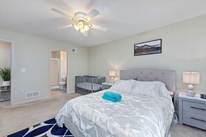 3 bedrooms, WiFi, bed sheets