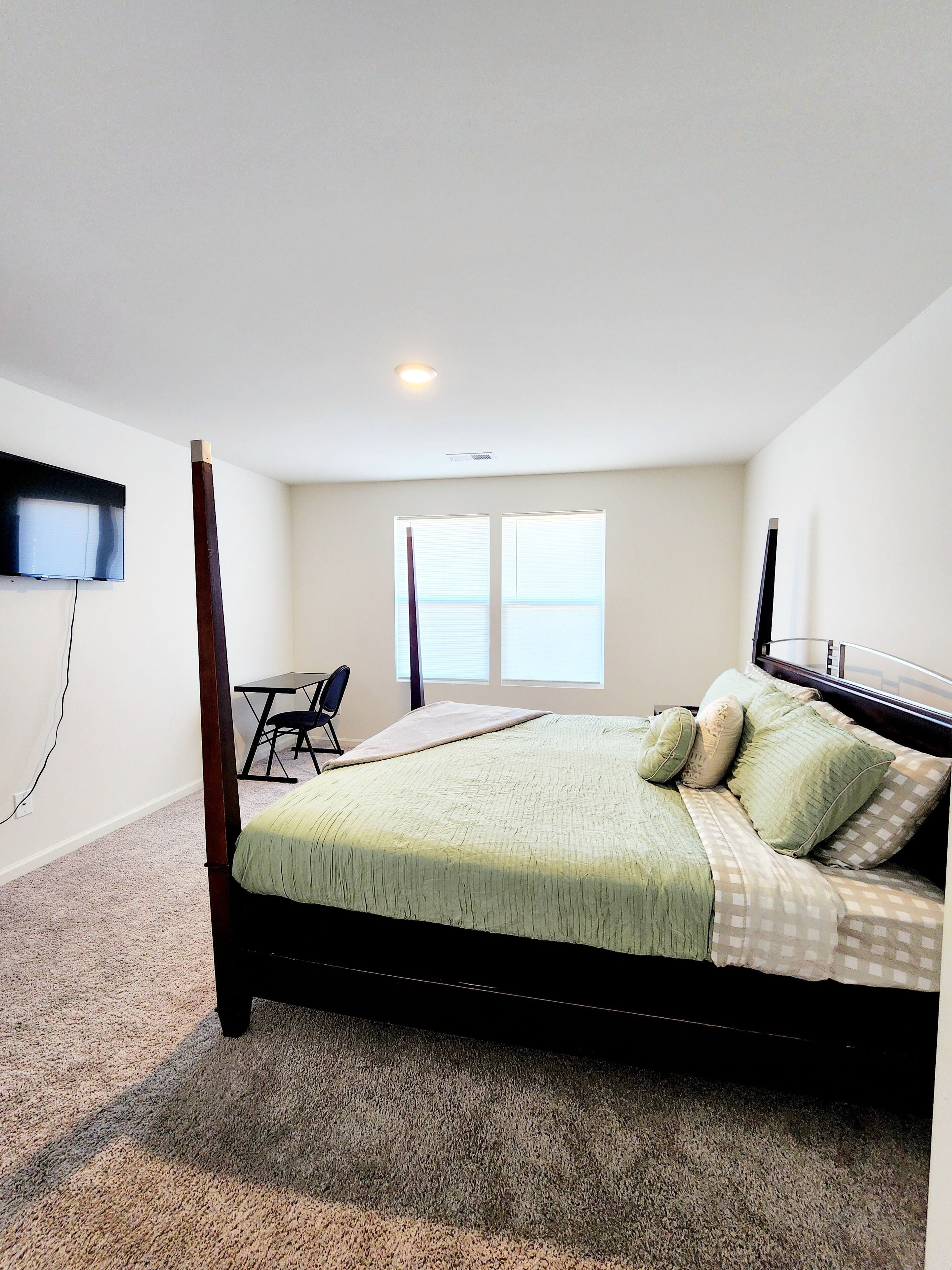 4 dormitorios, escritorio, tabla de planchar con plancha y wifi gratis