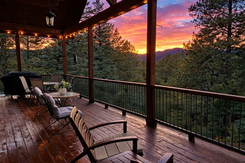 Private Mountain Lodge • Hot Tub • Fire Pit • Near Angel Fire-25% Off
