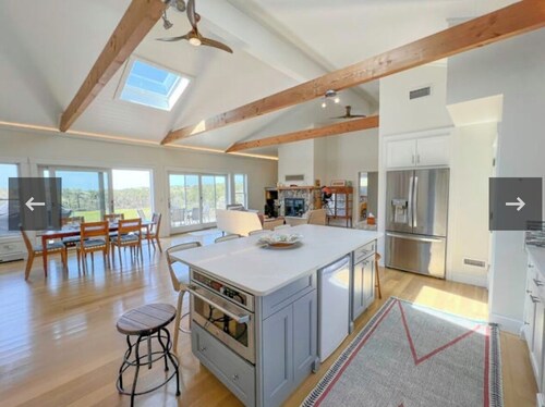 Charming 6 bdr house-Chappaquiddick near Edgartown, beaches, 20x60pool,amenities