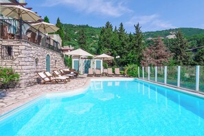 Villa (4 Bedrooms) | Vista frontal de la propiedad