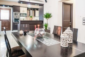 ヴィラ (4 Bedrooms) | 内装
