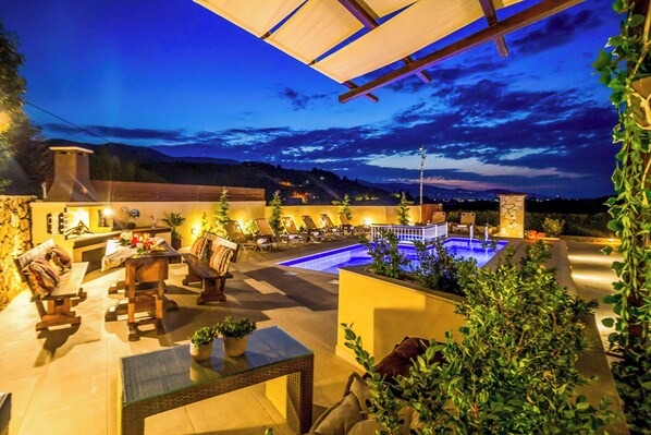 Exterior - Maggie Alonia (Zakynthos)