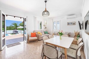 Interior - Villa Can Biel (Mercadal)