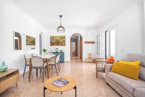 Interior - Villa Can Biel (Mercadal)