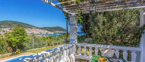 Villa (2 Bedrooms) | Interior