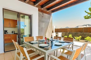 Vila (5 Bedrooms) | Fachada