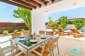 Vila (5 Bedrooms) | Fachada