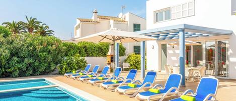 Villa (4 Bedrooms) | Interior