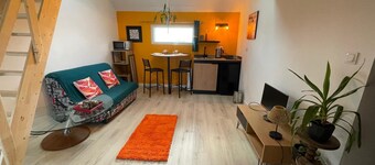 Independent studio with mezzanine