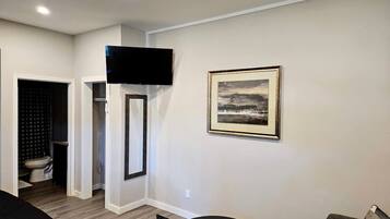 1 habitación, escritorio y wifi