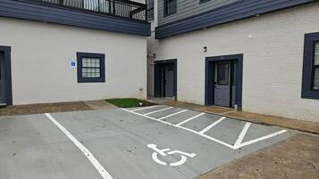 Enceinte de lâhĂ©bergement