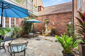 Restauration extérieure