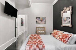 2 habitaciones, tabla de planchar con plancha, wifi y ropa de cama