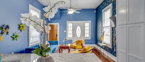 Téléviseur, bureau